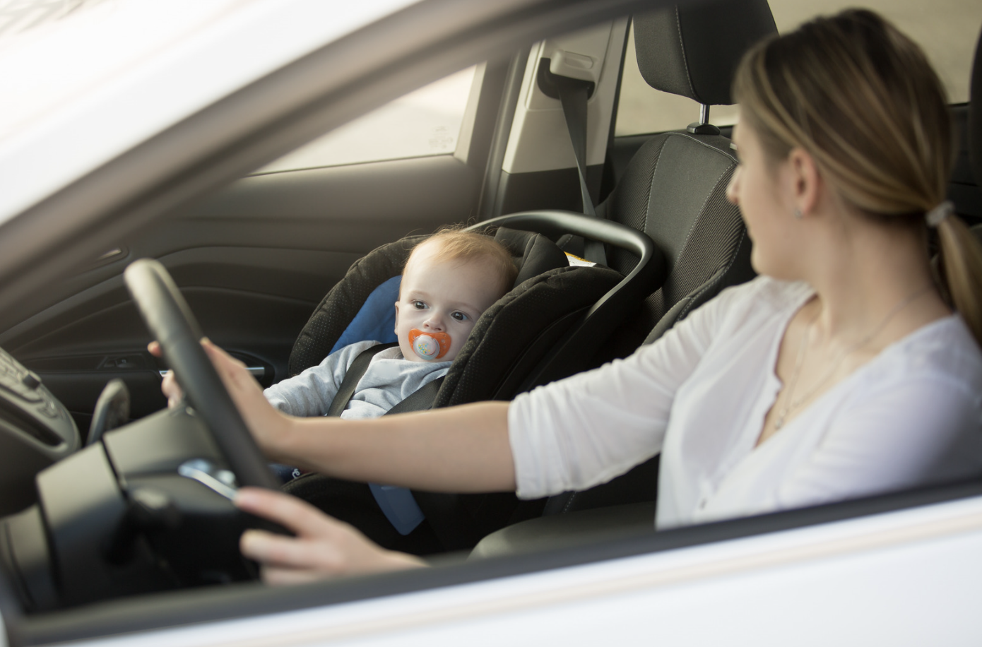 At What Age Can Kids Sit In The Front Seat Of A Car In Tennessee?